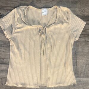 Livi by Olivia Rae Beige Ribbed Short Sleeve Front-Tie Blouse - Size S